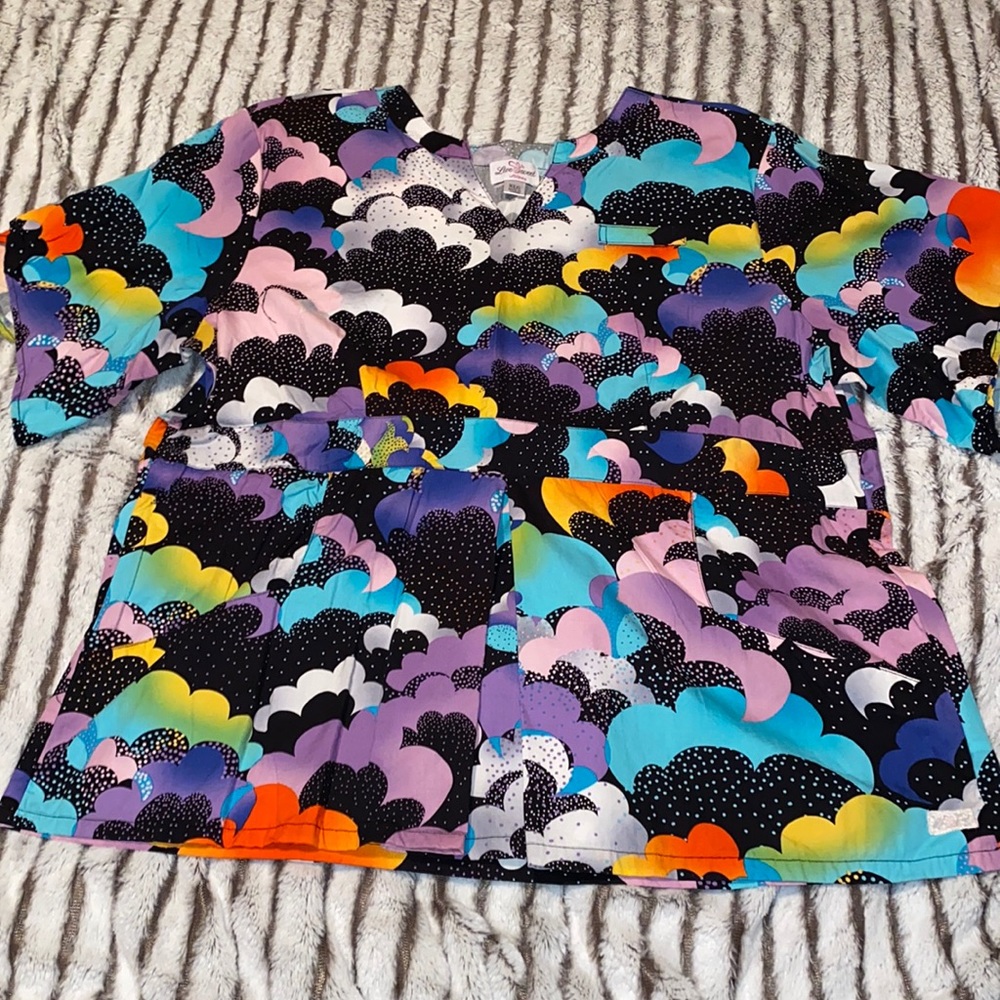 Women’s Scrub Top